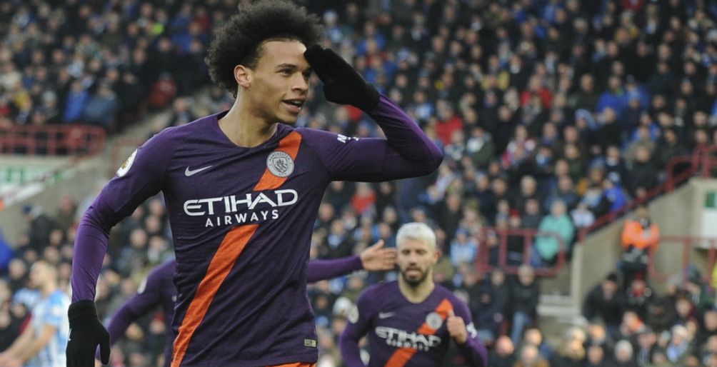 Sané festejando su gol contra el Huddersfield 