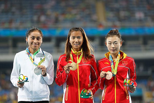 La mexicana en el podio de la caminata 20 km de Río 2016