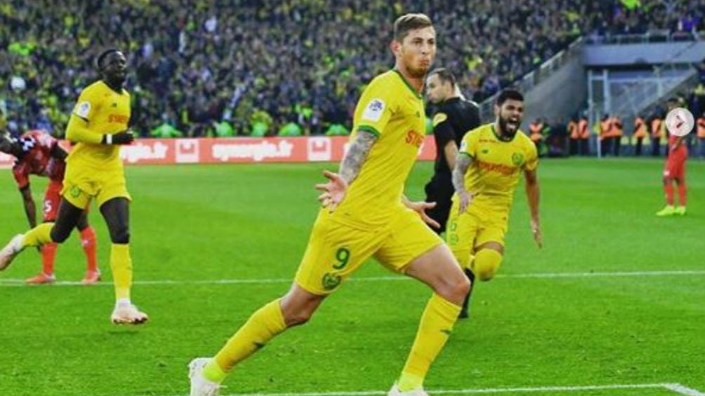 Emiliano Sala festeja anotación con Nantes 