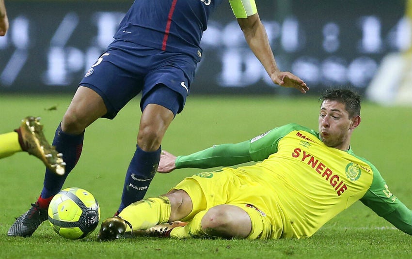 Sala se barre durante partido de la Ligue 1 