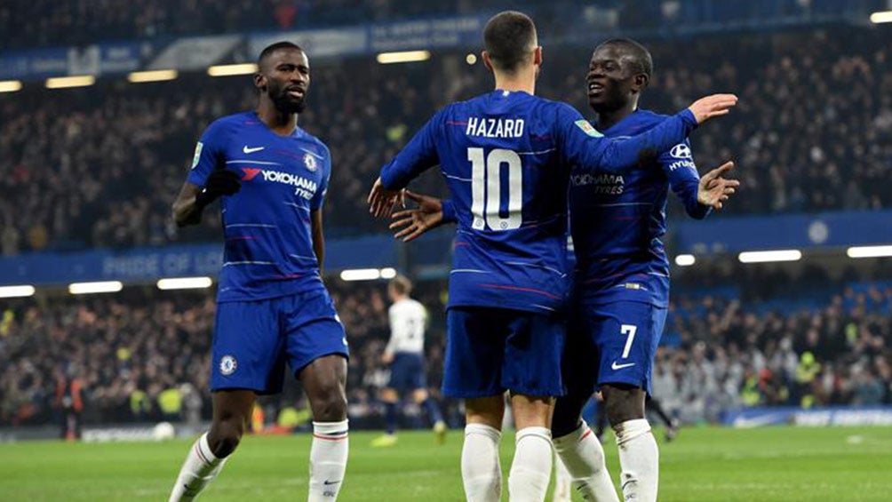 Chelsea celebra gol contra el Tottenham