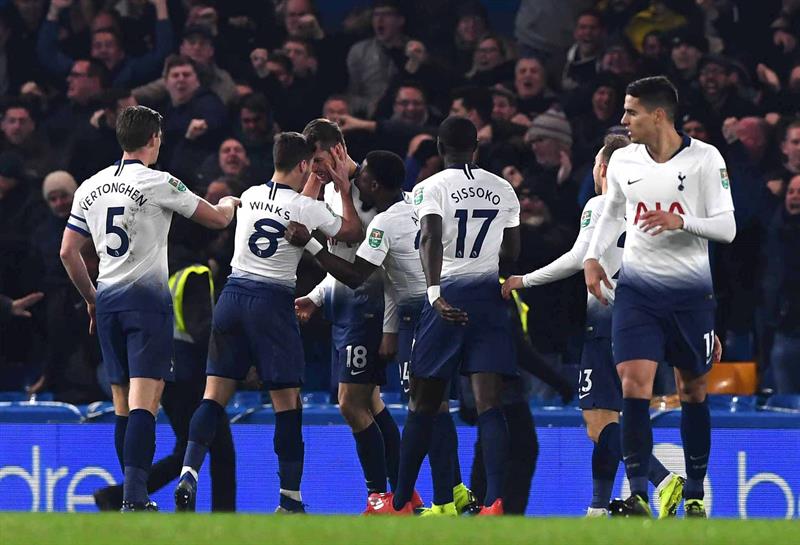 Tottenham festeja el gol del descuento