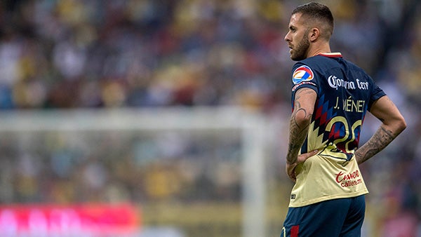 El francés Ménez en partido con América