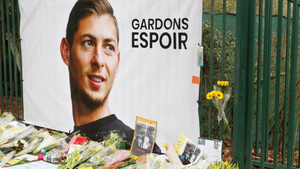 Homenaje a Sala en los campos de entrenamiento del Nantes