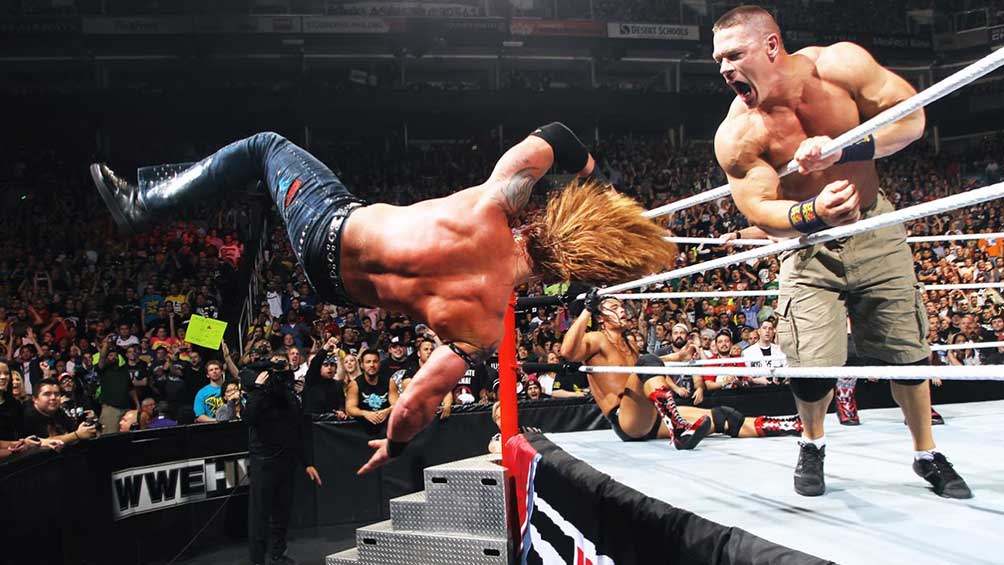 Momento en que John Cena elimina a Heath Slater