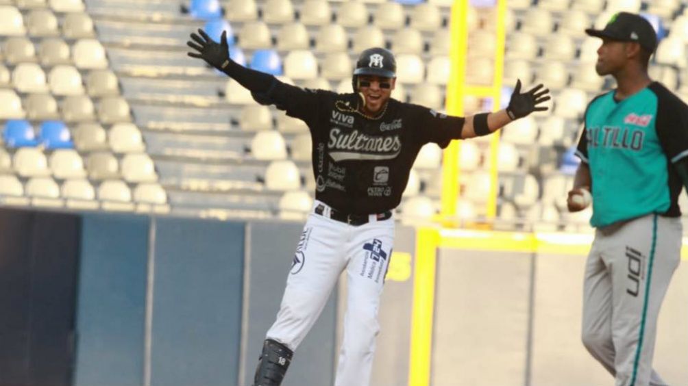 Un jugador de los Sultanes de Monterrey