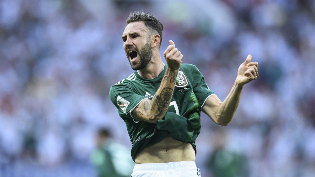 Layún celebra anotación con Selección Nacional