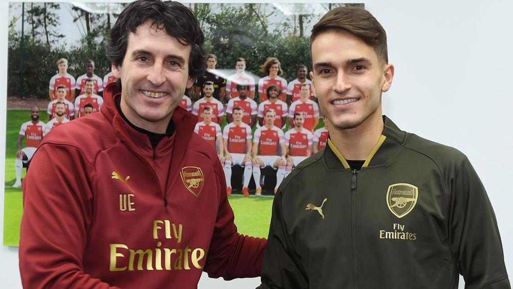 Unai Emery saluda a Denis Suárez