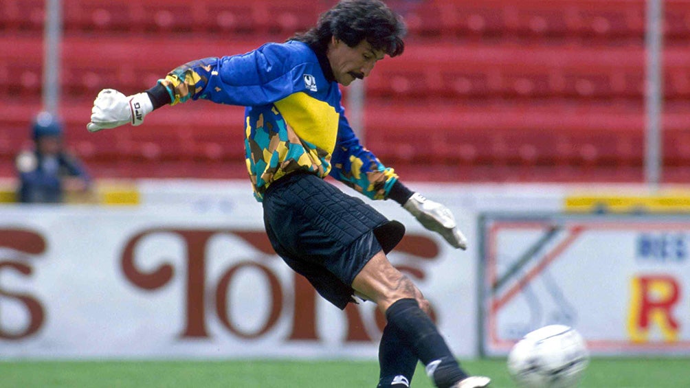 Larios, durante un juego de la Liga MX