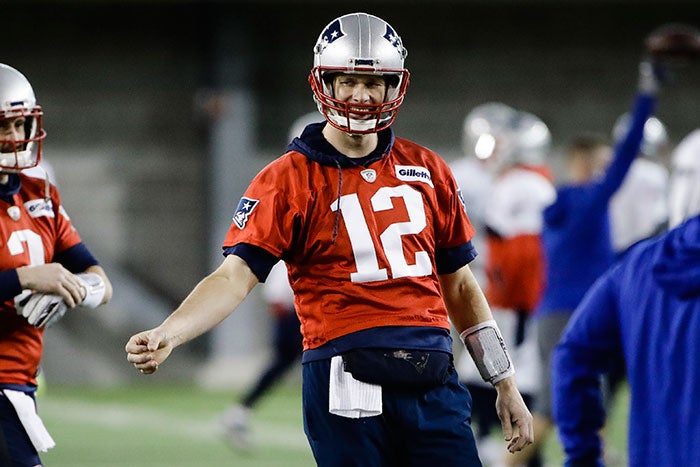 El quarterback en un entrenamiento con los Pats