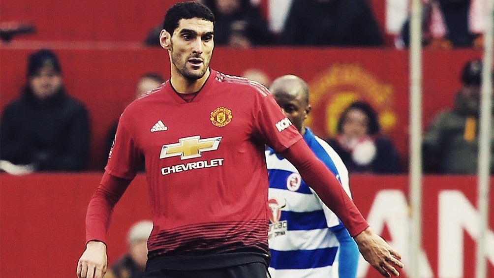 Fellaini, en juego del Manchester United