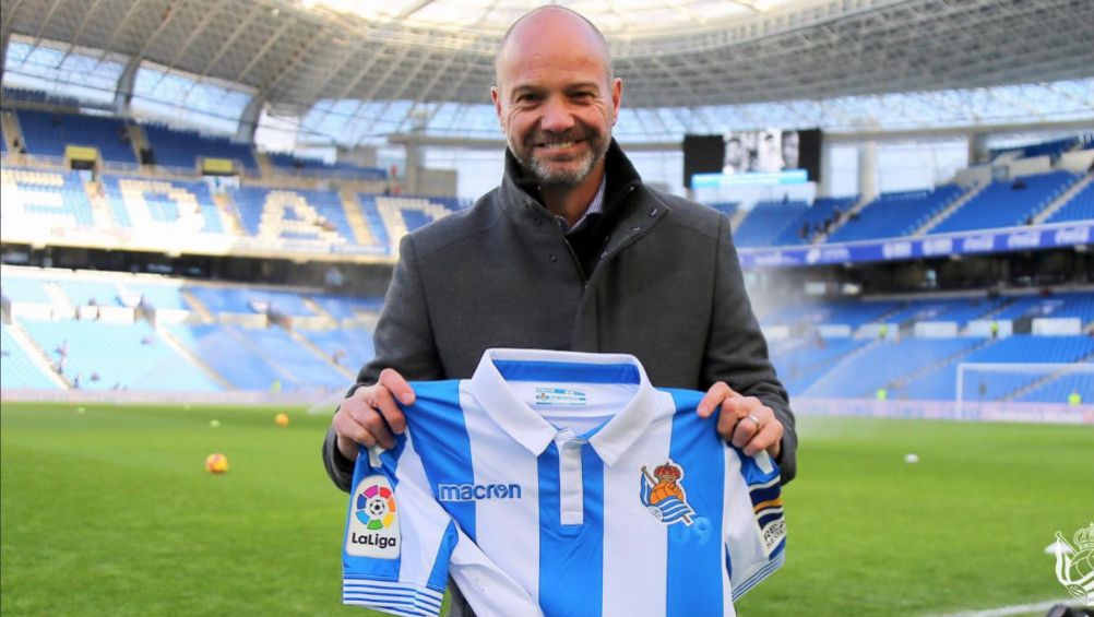 Luis García posa en Anoeta