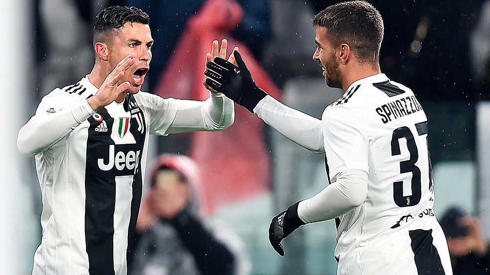 CR7 festeja uno de sus goles con Juventus en Serie A