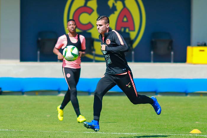 El nuevo jugador del América en un entrenamiento