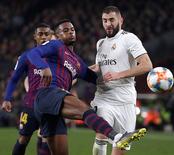 Benzema intenta superar la marca en el Clásico español