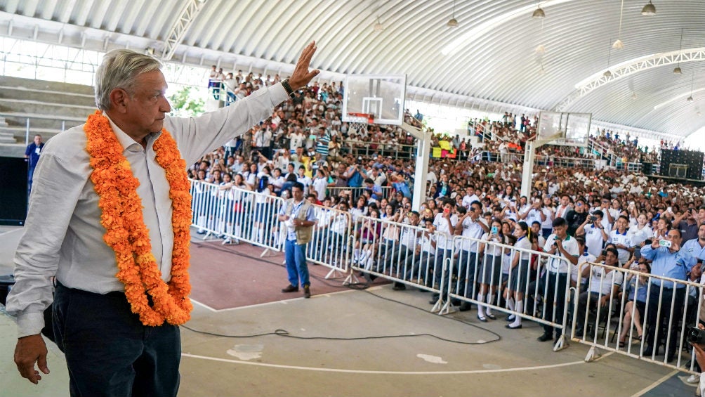 López Obrador, durante su visita a Iguala, Guerrero