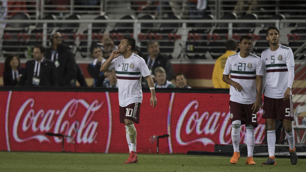 Fabián festeja anotación con México