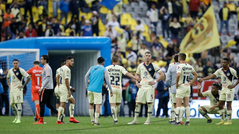 Jugadores del América se lamentan tras derrota contra León