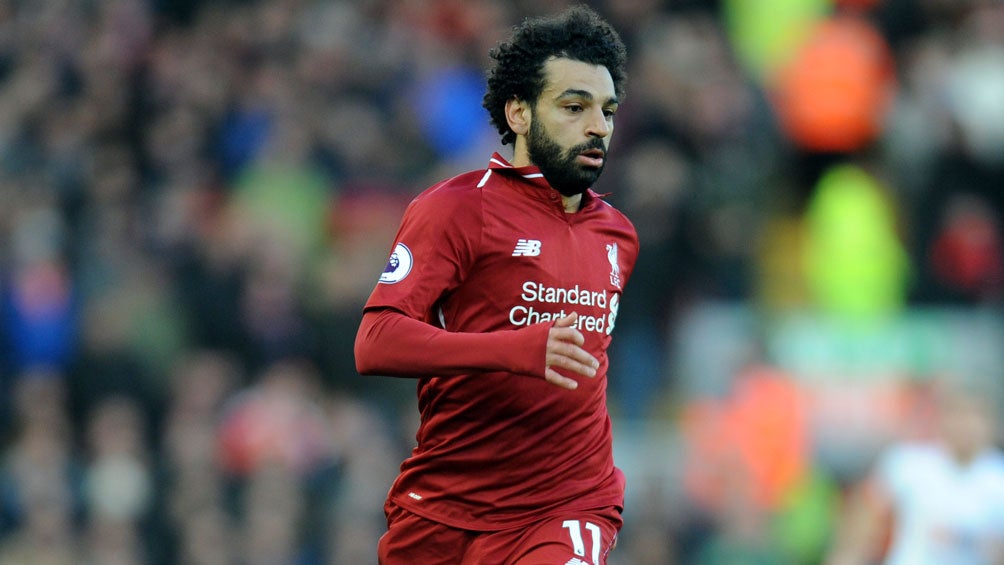 Salah disputa un duelo con el Liverpool en Premier 