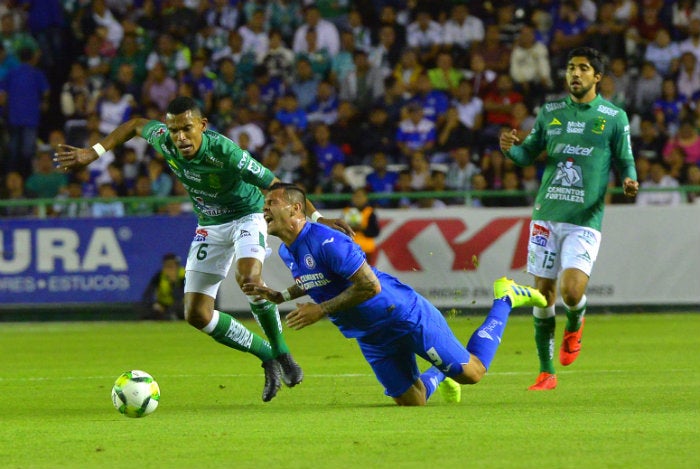 Caraglio en duelo contra León 