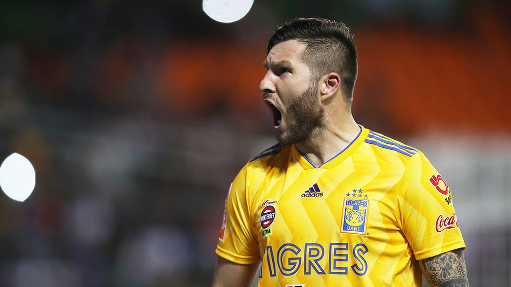 Gignac, durante juego de Tigres 