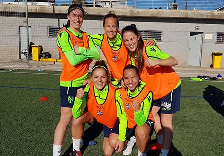 Corral, en entrenamiento con Levante