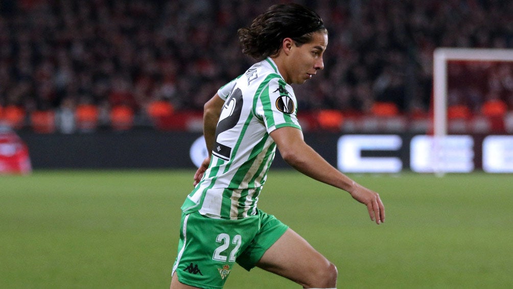 Lainez, durante el juego de Europa League frente al Rennes