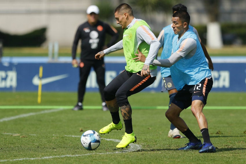 Nico Castillo durante entrenamiento del América 