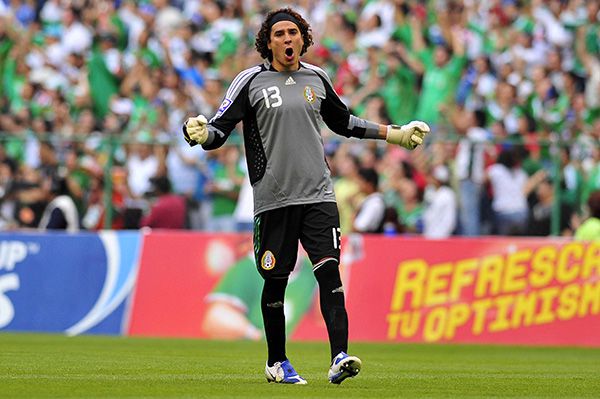 El guardameta en un partido contra Costa Rica en 2009