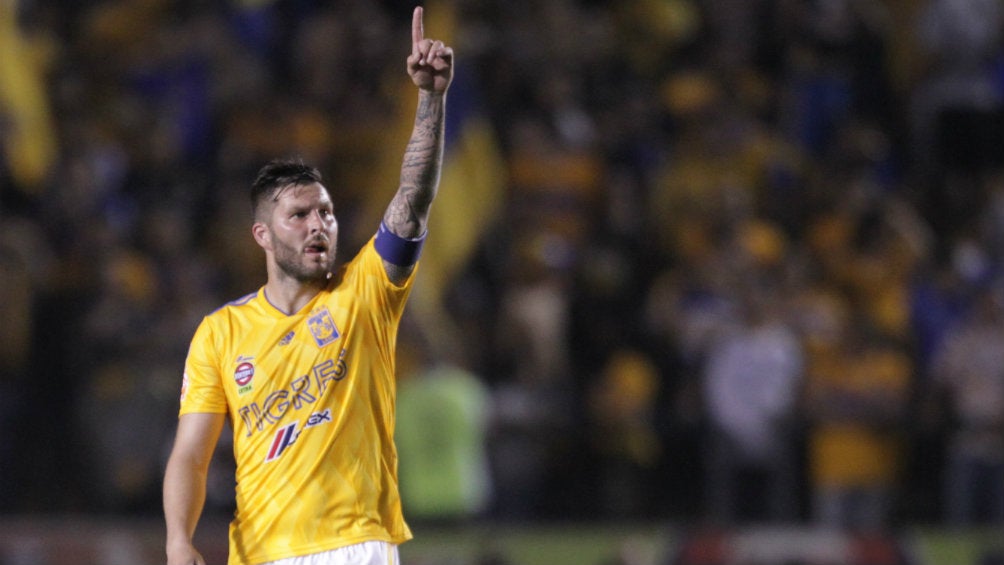 Gignac celebra anotación contra Necaxa