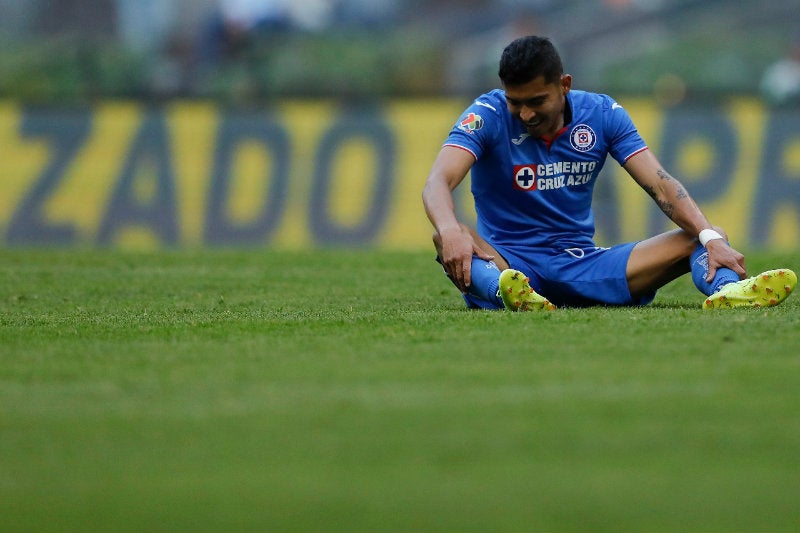 Orbelín Pineda durante la derrota de Cruz Azul ante Santos