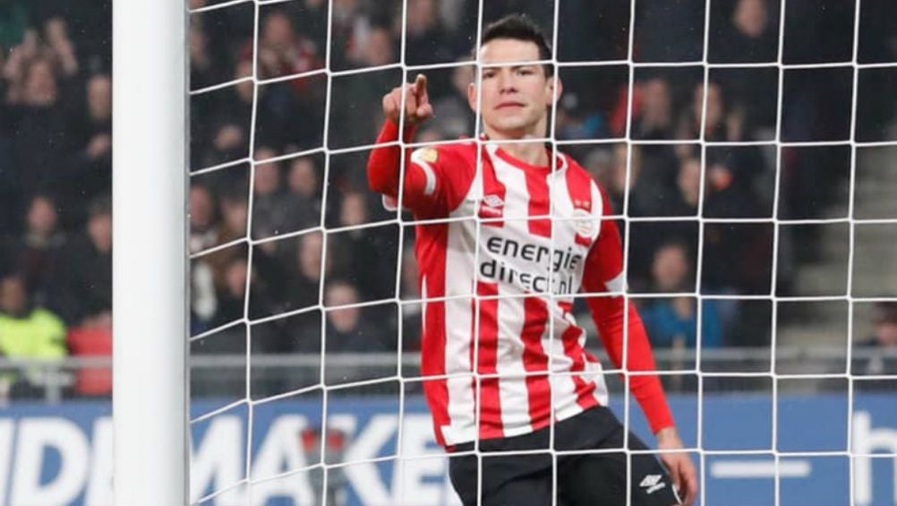 Lozano, durante un partido del PSV