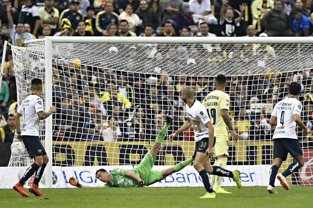 Agustín es vacunado por los Pumas en Semifinal del AP2018