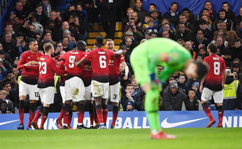 Kepa se lamenta tras el gol de Herrera