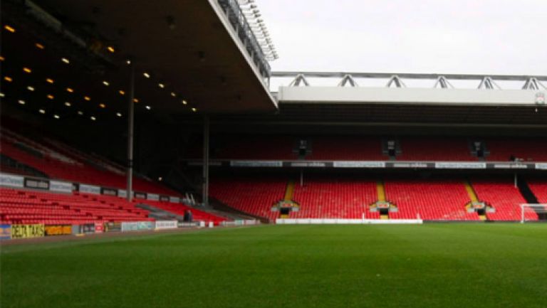 Gradas de un sector de Anfield 