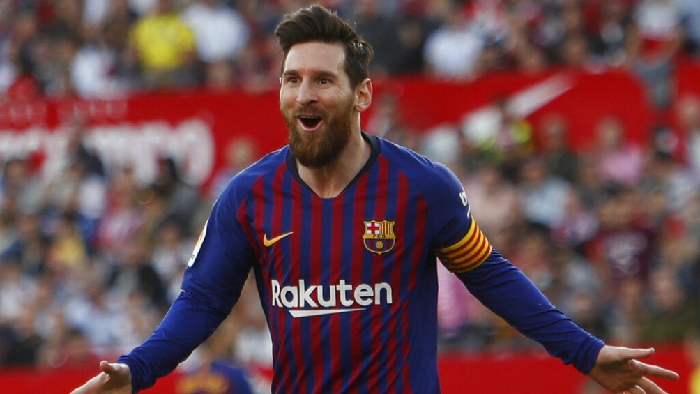 Messi celebra anotación frente al Sevilla 