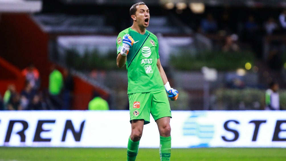 Agustín Marchesín celebra un gol frente a Lobos BUAP