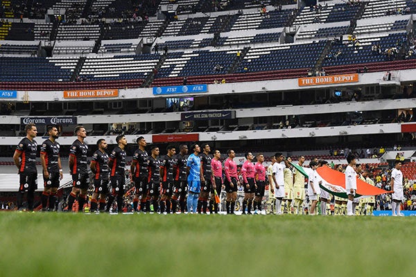 Muy Pocas personas se dieron cita en el Estadio 