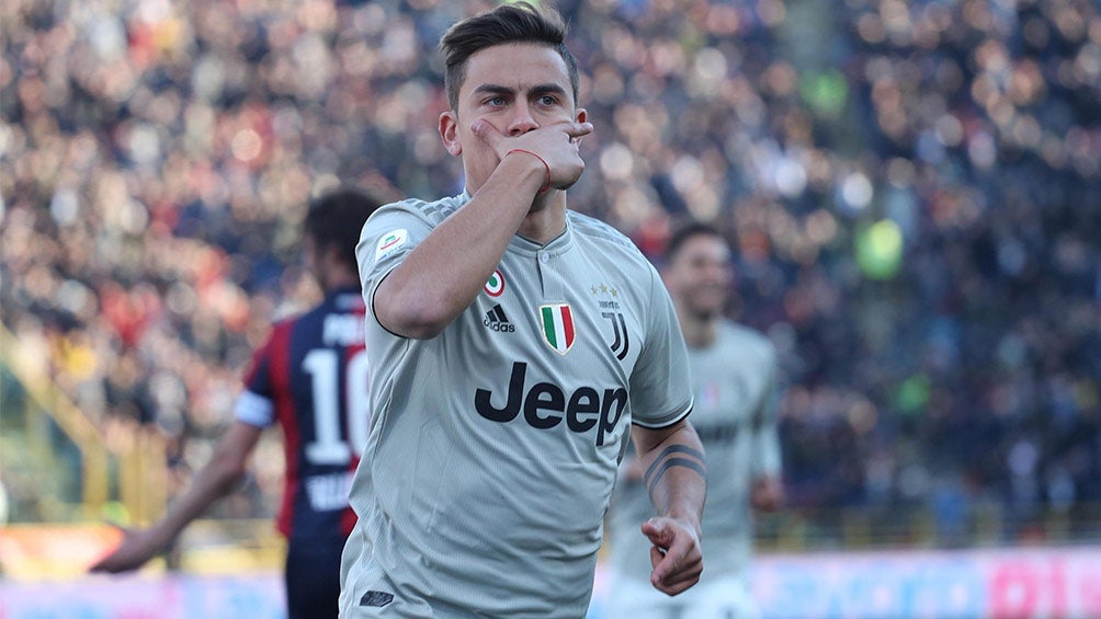 Dybala festejando un gol con la Juventus 