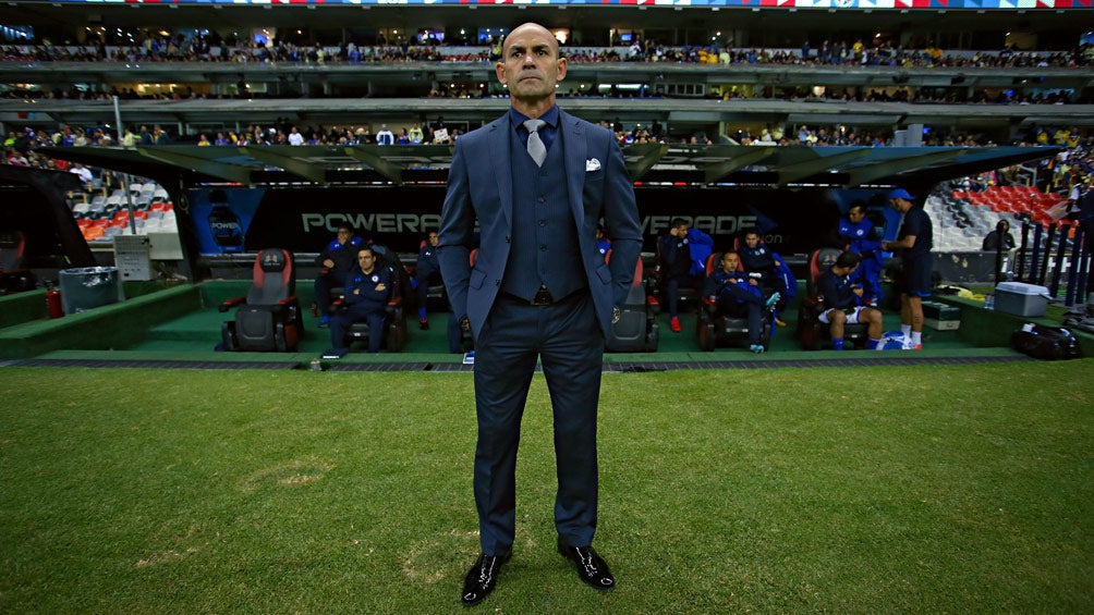 Jémez, previo a un duelo de Cruz Azul en el Estadio Azteca 