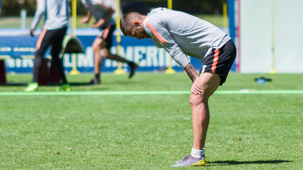 Jérémy Ménez se lamenta durante un entrenamiento