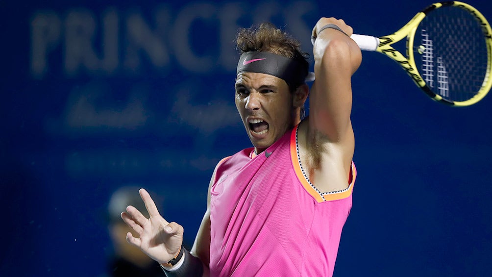 Rafa Nadal durante su partido contra Nick Kyrgios en Acapulco