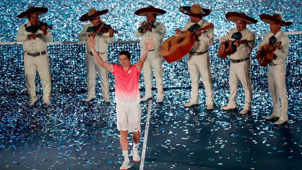 David Ferrer recibe despedida de 'rey' en Acapulco