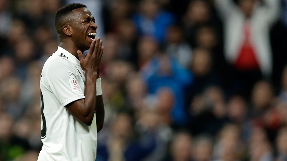 Vinicius se lamenta en juego del Real Madrid 