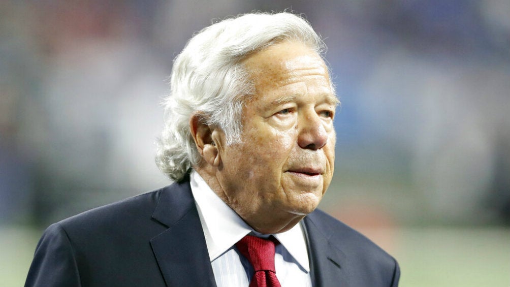 Robert Kraft durante un partido de los New England Patriots 