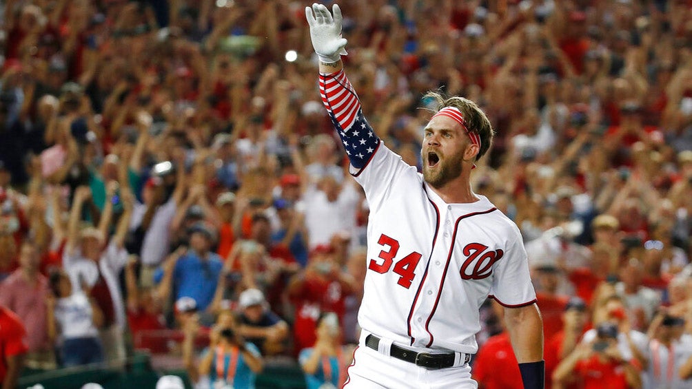 Bryce Harper festeja triunfo en Derby de Jonrones en Washington