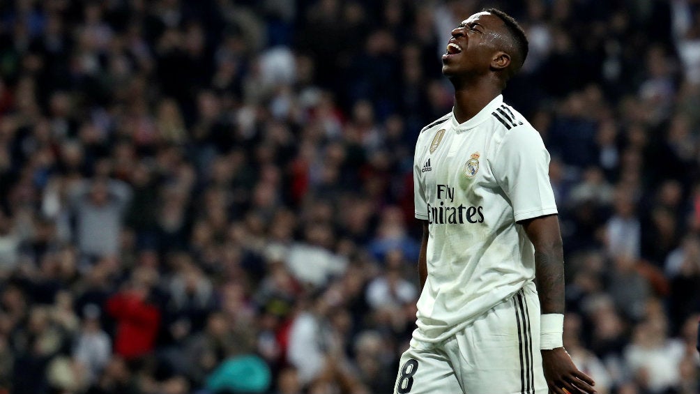 Vinícius Jr. se lamenta tras no marcar con Real Madrid