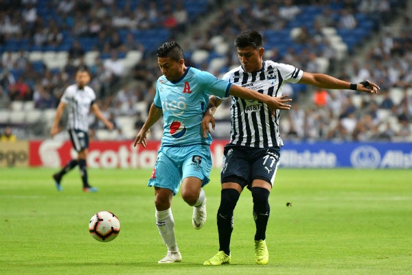 Gallardo contra el Alianza