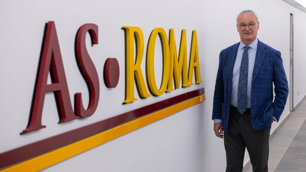 Ranieri es presentado como nuevo DT de la Roma 