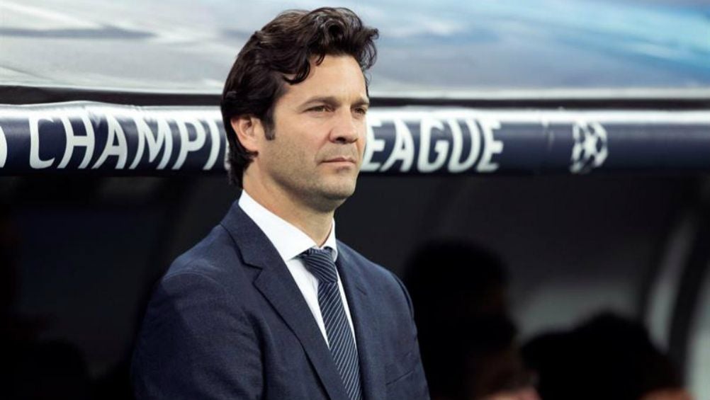 Solari en el banquillo del Real Madrid en Champions